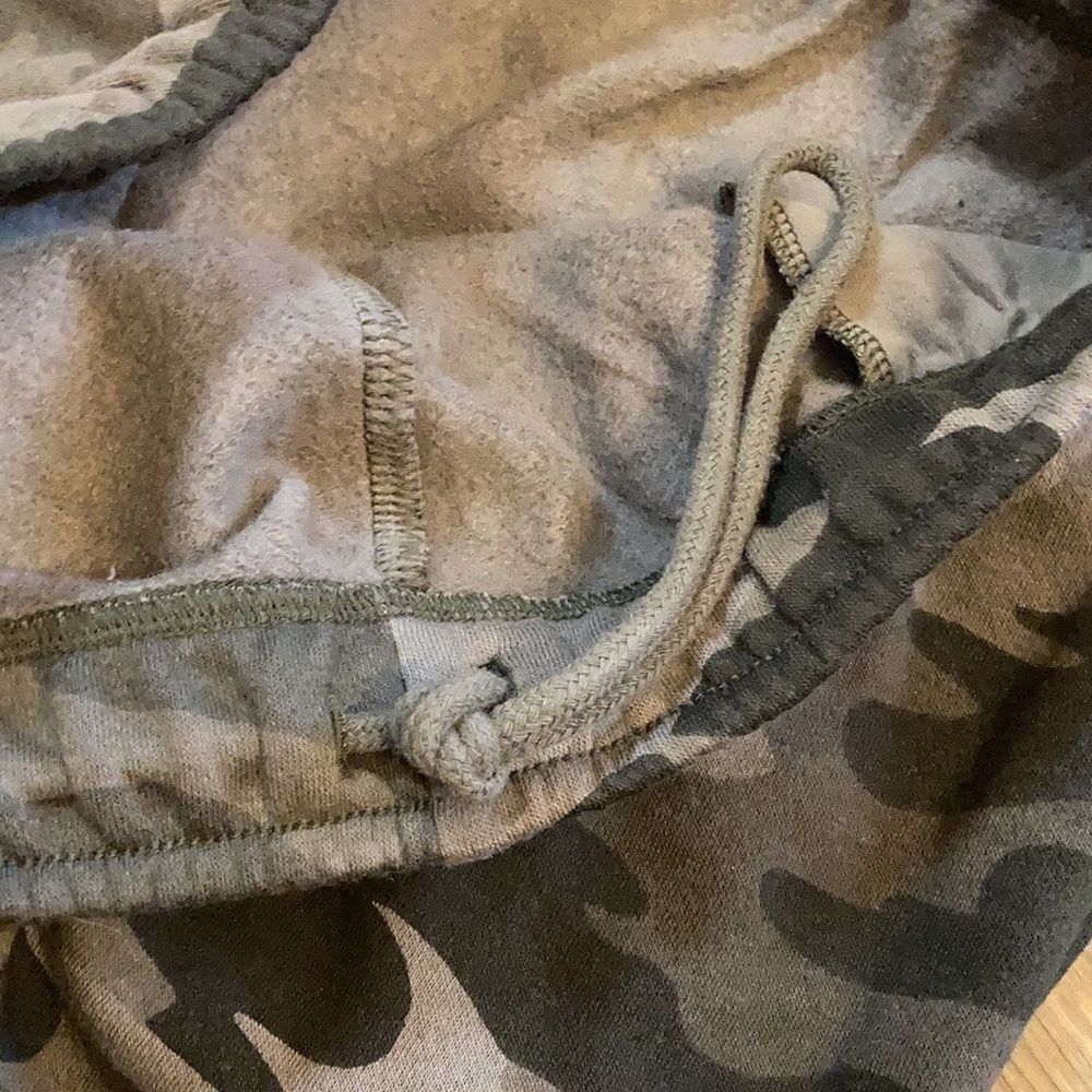 Wild Fable Camo Joggers - Picture 3 of 4